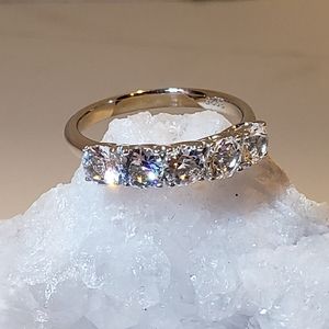 HP, 4-9 18K White Gold on 925 Silver, 1/2 Eternity Ring, Swarovski Crystals.